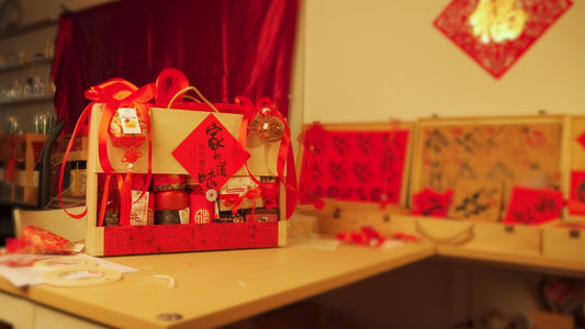 When “Ingenuity Craft” meets “Food Art” – Behind the ingenuity story of “Food Art Chinese New Year Hamper”. - Food Art Store